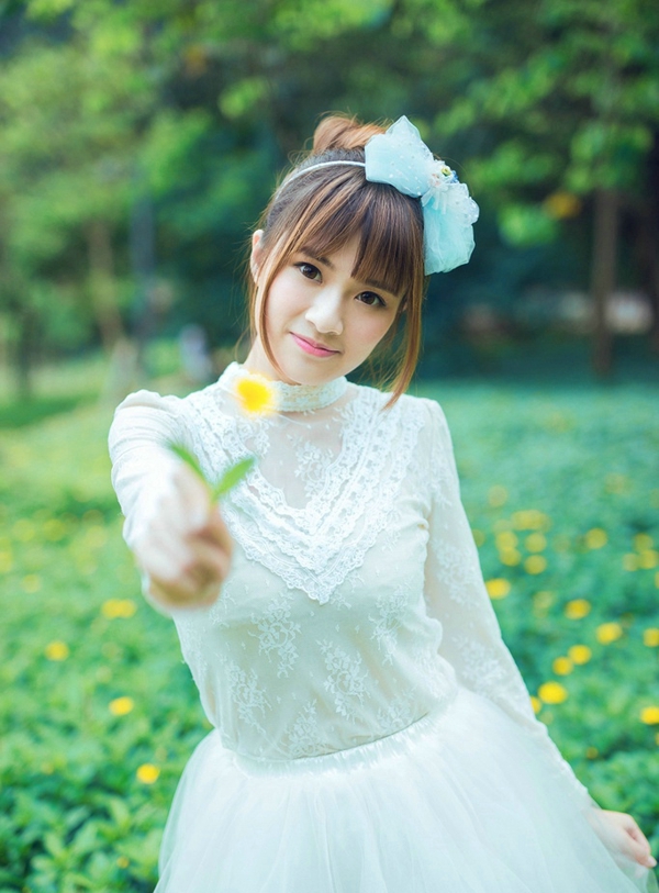 或早或晚，能够遇到你就好;或风或雨，能牵着你的手就好;或多或少，你能在乎我就好;或苦或乐，我们在一起就好。